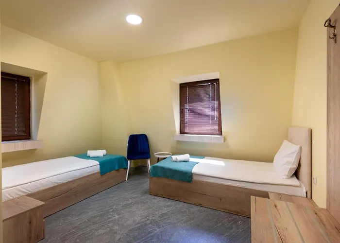 Sea View Hills Hotel *