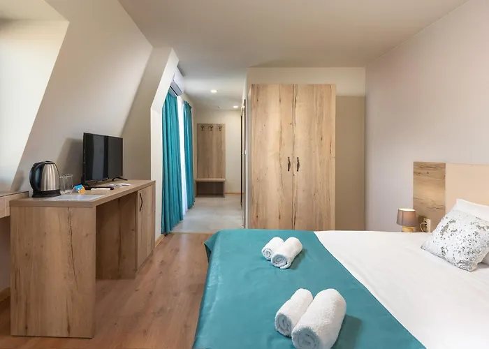 Sea View Hills Hotel *